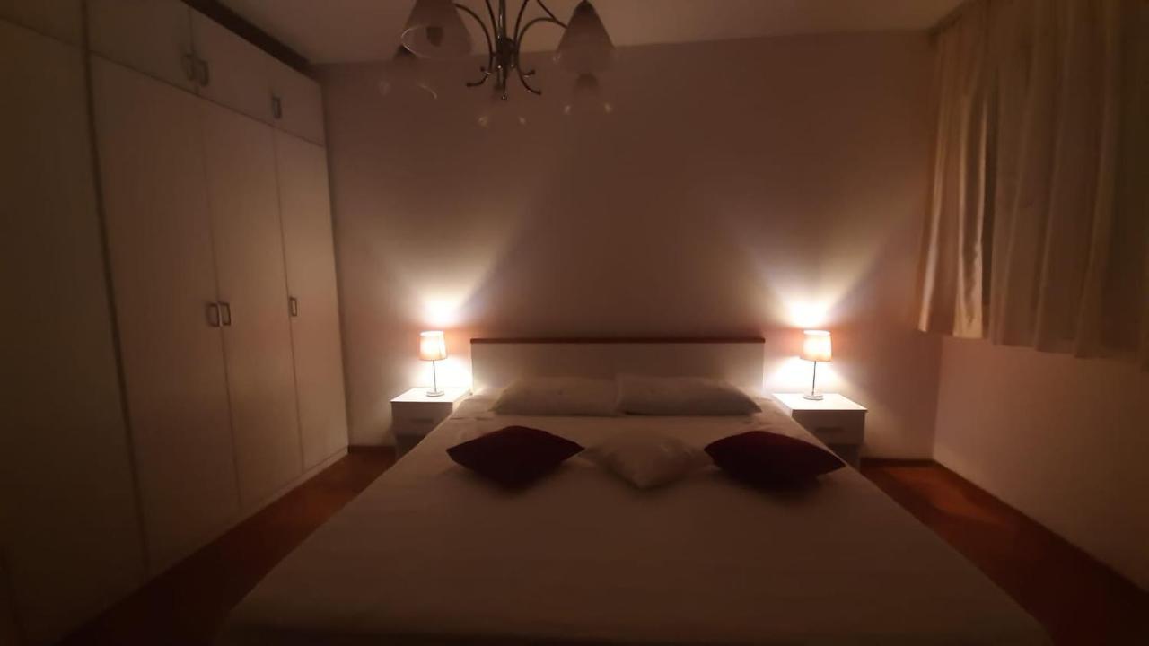 Apartman Iris Splitアパートメント エクステリア 写真