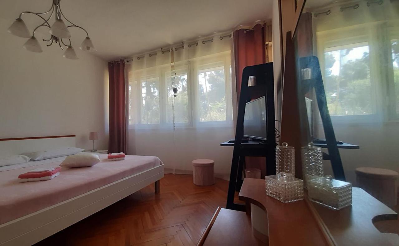 Apartman Iris Splitアパートメント エクステリア 写真